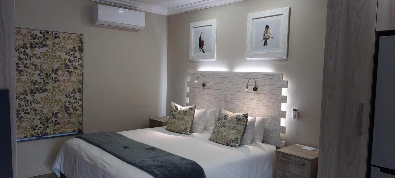 Studio 5 The Studios At Churchill Hillcrest Bagian luar foto